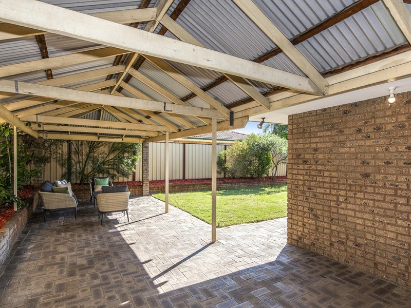 Photo - 11 Bottlebrush Drive, Thornlie WA 6108 - Image 24