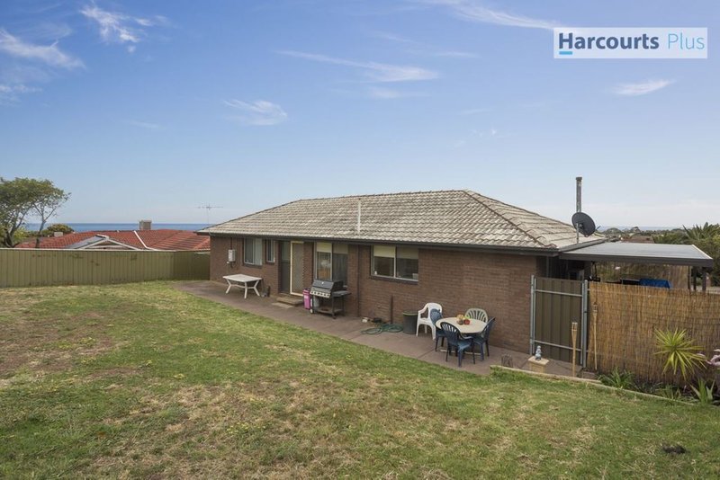 Photo - 11 Bounty Road, Hallett Cove SA 5158 - Image 9