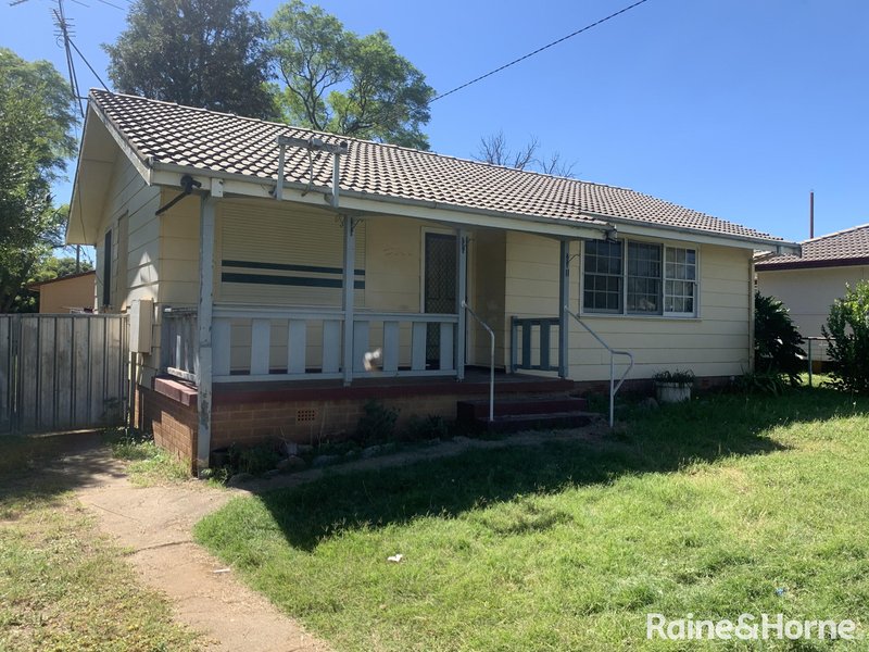 11 Bourne Street, Tamworth NSW 2340