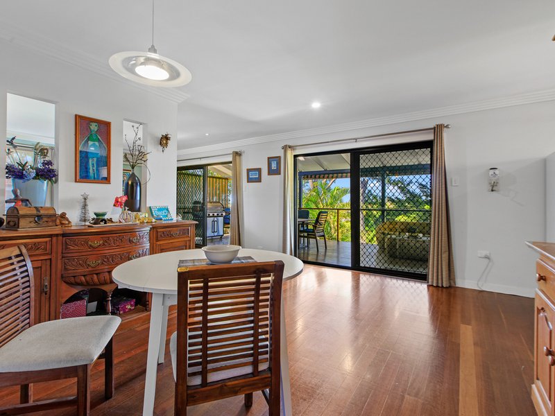 Photo - 11 Bourrelet Street, Tarragindi QLD 4121 - Image 4