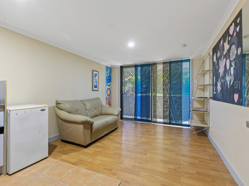 Photo - 11 Bourrelet Street, Tarragindi QLD 4121 - Image 13