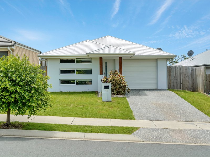 Photo - 11 Bowerbird Street, Deebing Heights QLD 4306 - Image 13