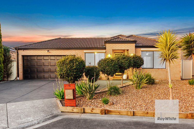 11 Bowman Court, Taylors Hill VIC 3037