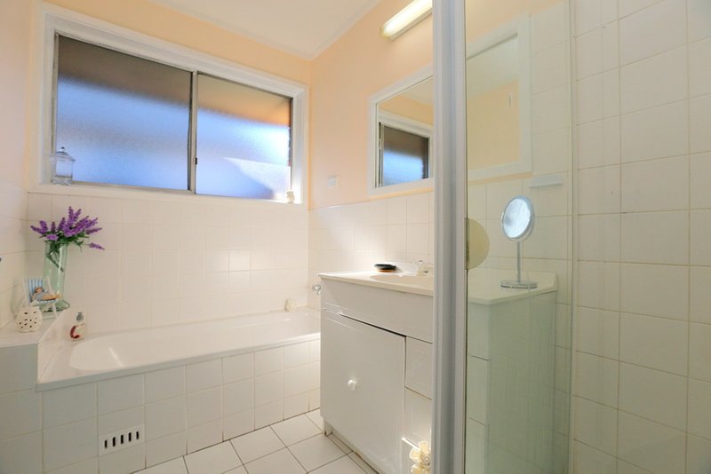 Photo - 11 Boxley Crescent, Bankstown NSW 2200 - Image 10