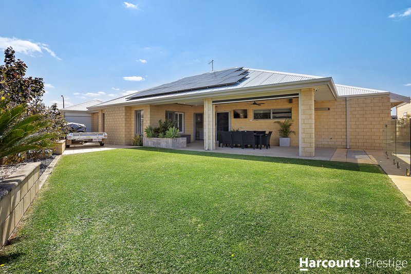 Photo - 11 Bradstocks Grove, Southern River WA 6110 - Image 16