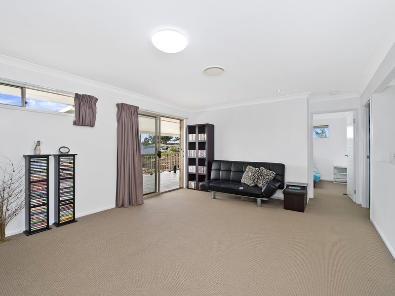 Photo - 11 Braeroy Drive, Port Macquarie NSW 2444 - Image 11