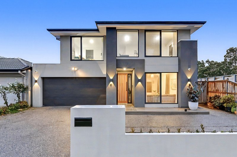 Photo - 11 Bremer Circuit, Keysborough VIC 3173 - Image 1