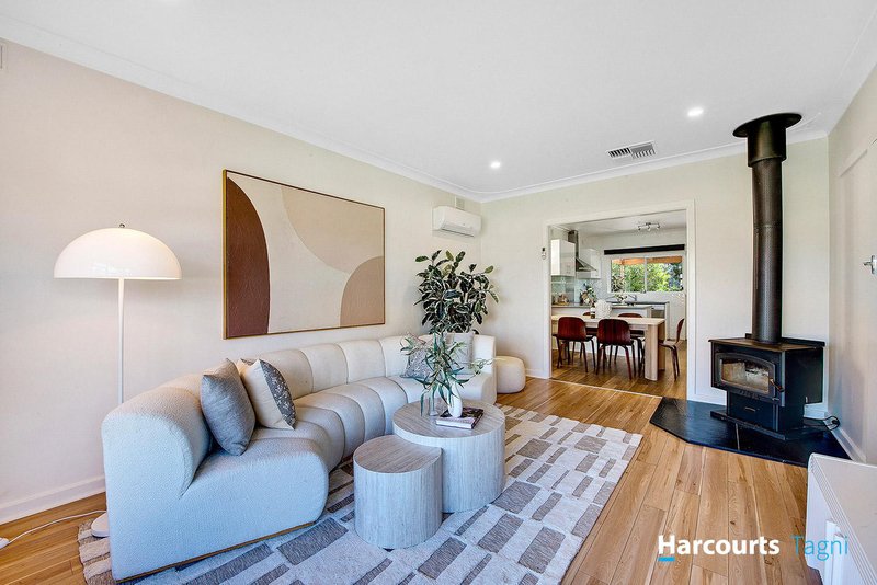 Photo - 11 Brian Terrace, Morphett Vale SA 5162 - Image 2