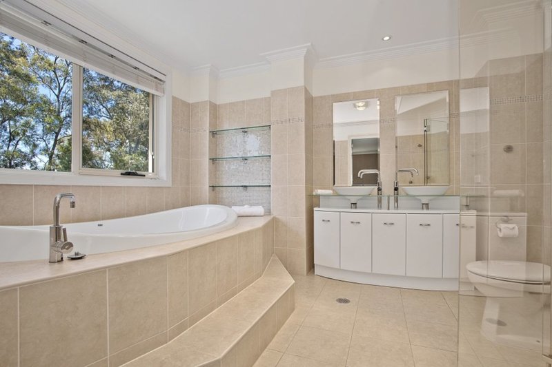 Photo - 11 Brighton Drive, Bella Vista NSW 2153 - Image 5