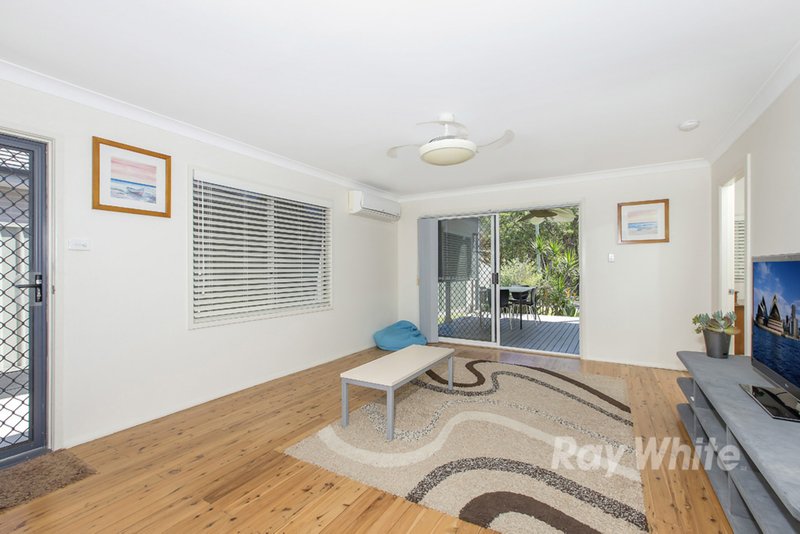 Photo - 11 Brighton Street, Arcadia Vale NSW 2283 - Image 3