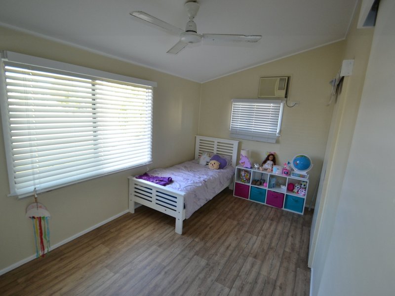 Photo - 11 Brisbane St , Bowen QLD 4805 - Image 7