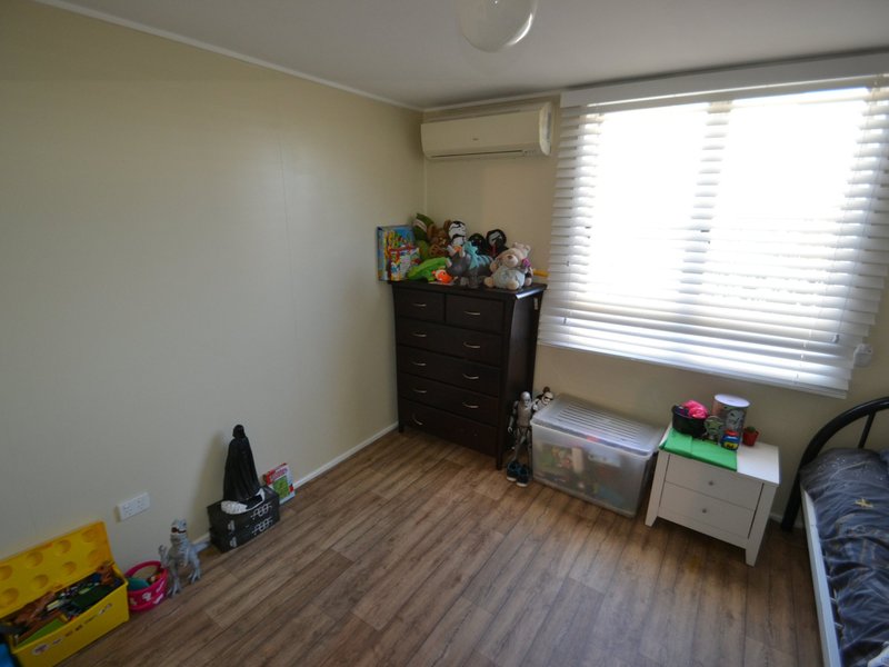 Photo - 11 Brisbane St , Bowen QLD 4805 - Image 10