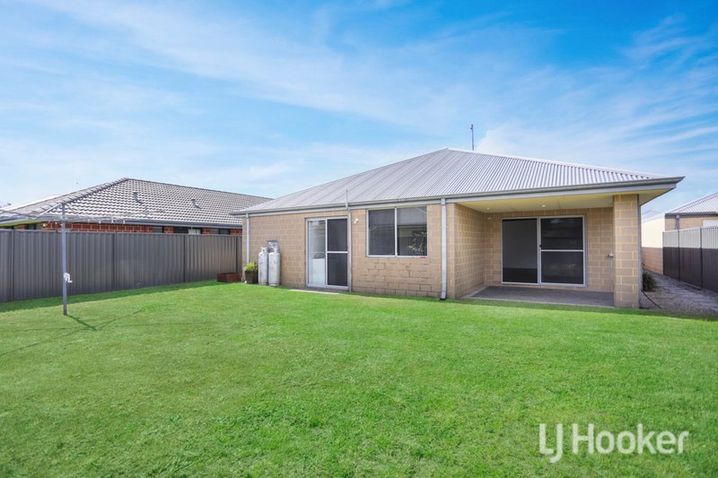 11 Broadhurst Avenue, Ravenswood WA 6208