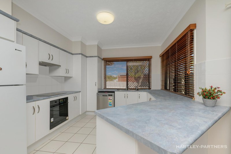 Photo - 11 Bronco Court, Kelso QLD 4815 - Image 3