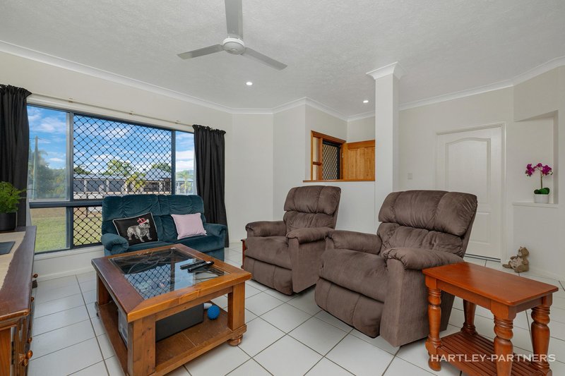 Photo - 11 Bronco Court, Kelso QLD 4815 - Image 6