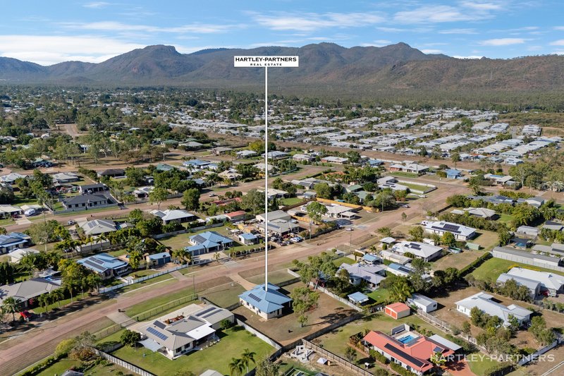 Photo - 11 Bronco Court, Kelso QLD 4815 - Image 14