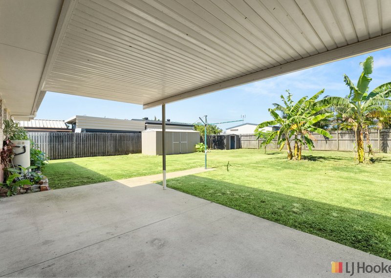 Photo - 11 Bronton Way, Point Vernon QLD 4655 - Image 2