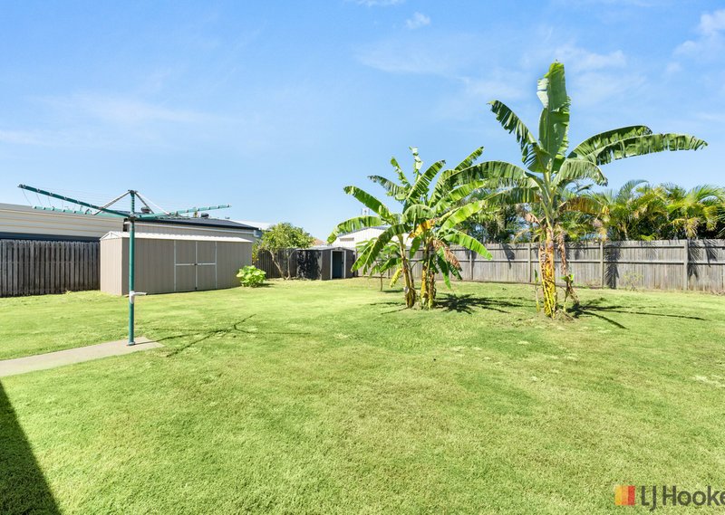 Photo - 11 Bronton Way, Point Vernon QLD 4655 - Image 17