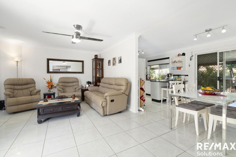 Photo - 11 Bronwyn Court, Deception Bay QLD 4508 - Image 3