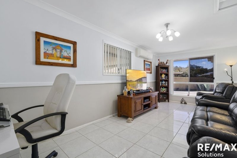 Photo - 11 Bronwyn Court, Deception Bay QLD 4508 - Image 7