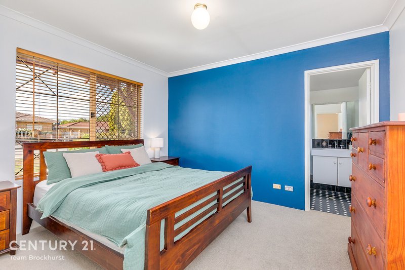 Photo - 11 Bronzewing Street, Huntingdale WA 6110 - Image 11