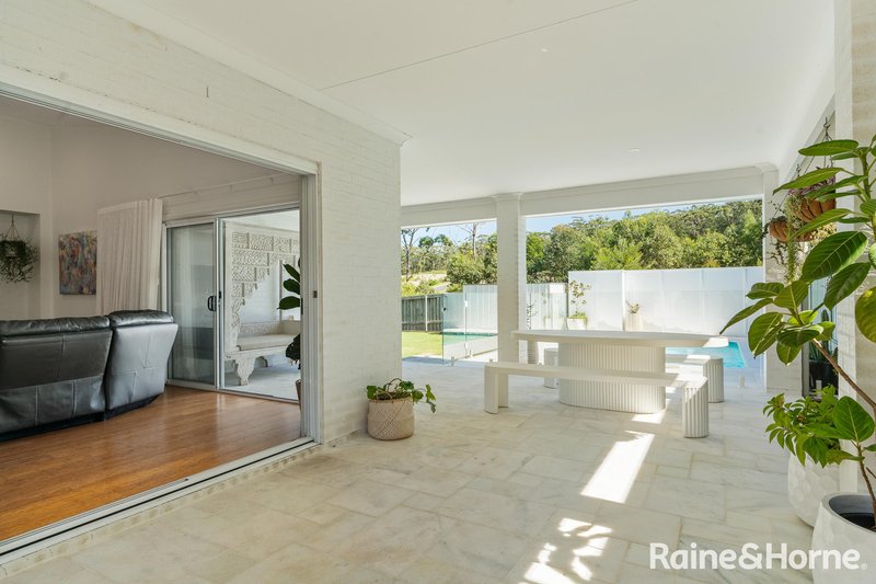 Photo - 11 Brookwater Crescent, Mollymook Beach NSW 2539 - Image 14