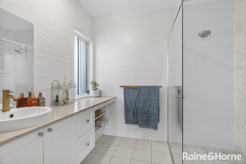 Photo - 11 Brookwater Crescent, Mollymook Beach NSW 2539 - Image 18