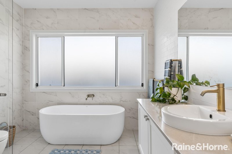 Photo - 11 Brookwater Crescent, Mollymook Beach NSW 2539 - Image 22
