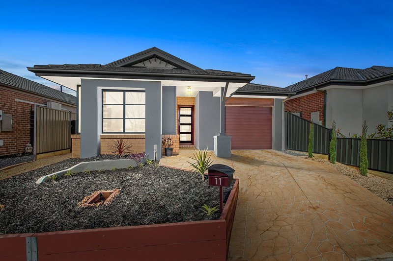 11 Brunton Drive, Mernda VIC 3754