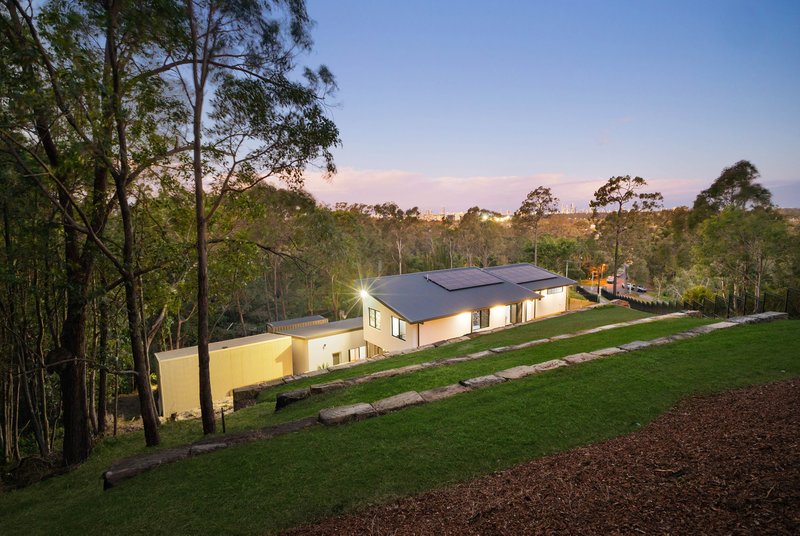 Photo - 11 Brushwood Drive, Parkwood QLD 4214 - Image 8