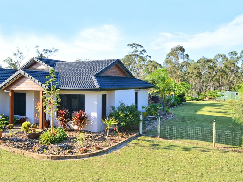 Photo - 11 Brypat Close, Burrum Heads QLD 4659 - Image 6