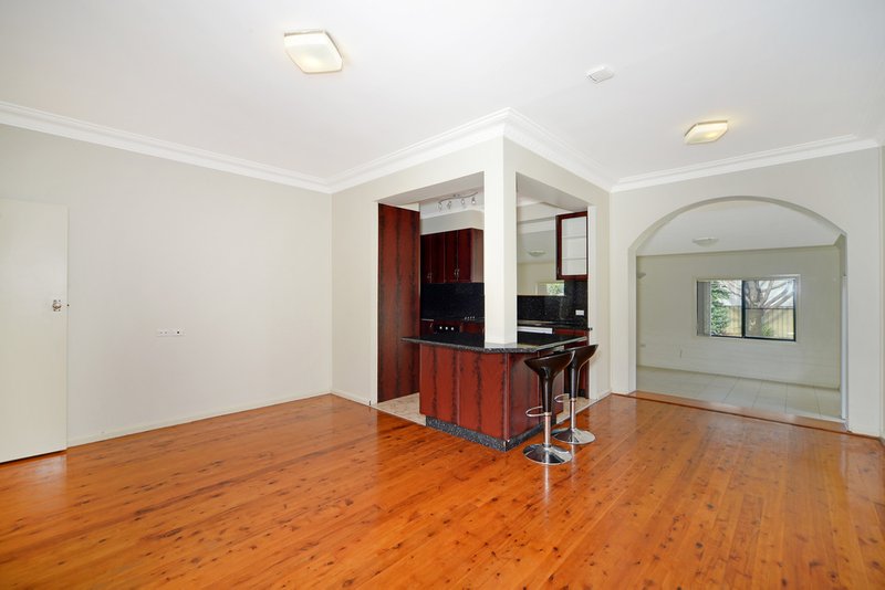 Photo - 11 Buckle Street, West Wollongong NSW 2500 - Image 6