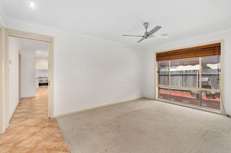 Photo - 11 Bullala Court, Ngunnawal ACT 2913 - Image 4