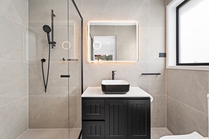 Photo - 11 Bulu Drive, Glenmore Park NSW 2745 - Image 8