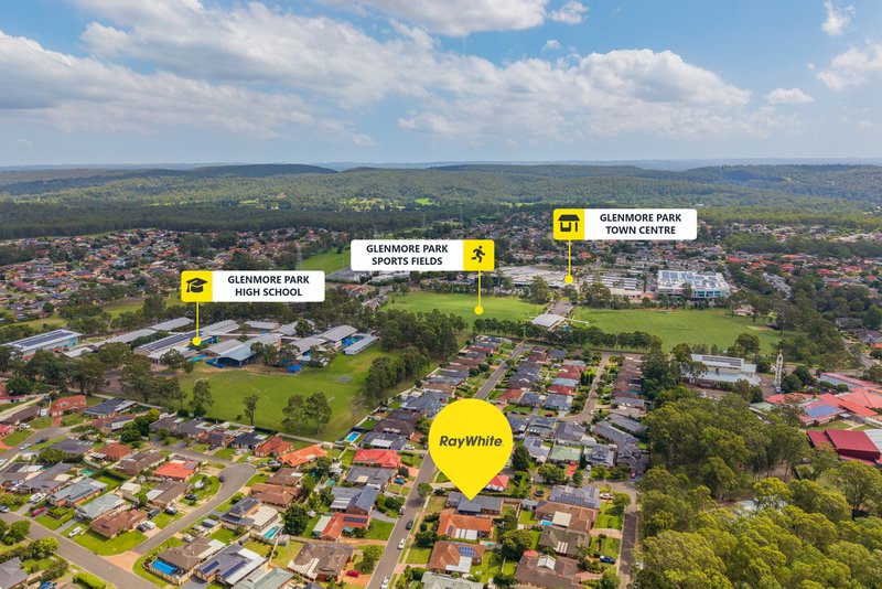 Photo - 11 Bulu Drive, Glenmore Park NSW 2745 - Image 18