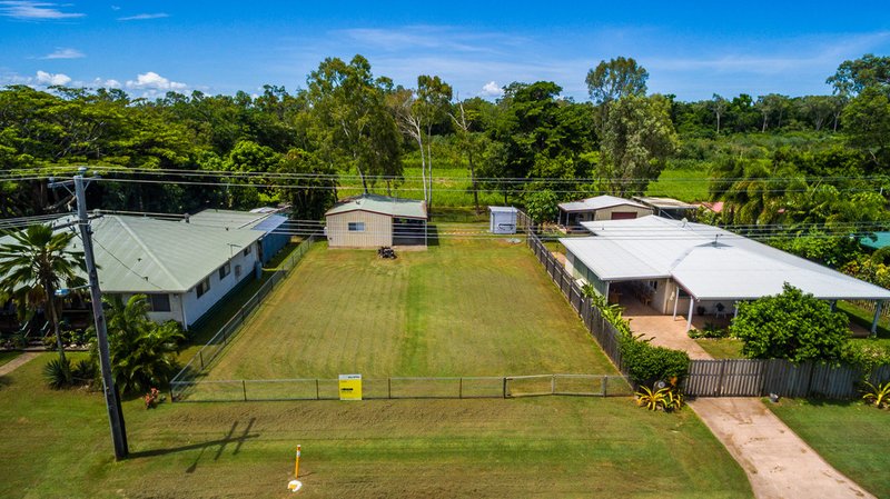 Photo - 11 Bundesen Avenue, Midge Point QLD 4799 - Image 2