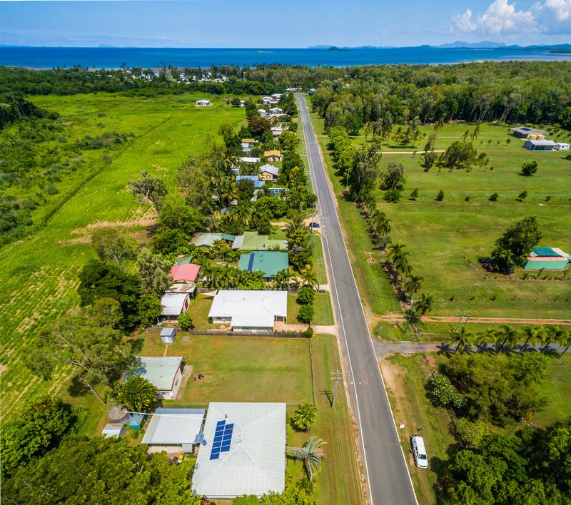 Photo - 11 Bundesen Avenue, Midge Point QLD 4799 - Image 5