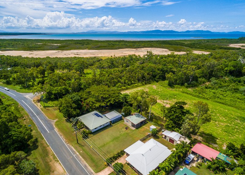 Photo - 11 Bundesen Avenue, Midge Point QLD 4799 - Image 8