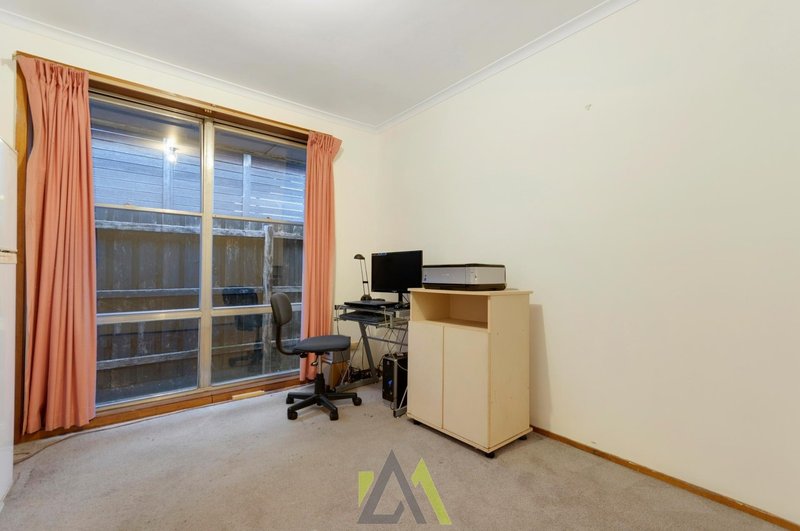 Photo - 11 Bundy Court, Frankston North VIC 3200 - Image 8