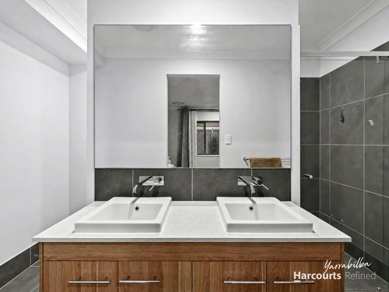 Photo - 11 Bunya Drive, Park Ridge QLD 4125 - Image 8