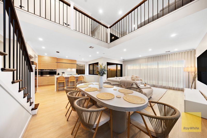 Photo - 11 Burbidge Street, Truganina VIC 3029 - Image 12
