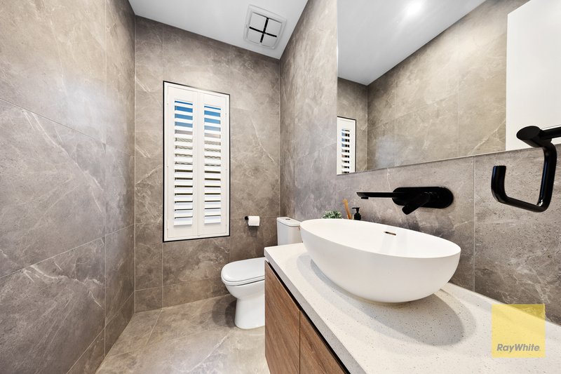 Photo - 11 Burbidge Street, Truganina VIC 3029 - Image 15