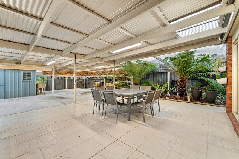 Photo - 11 Burdekin Street, Manor Lakes VIC 3024 - Image 14