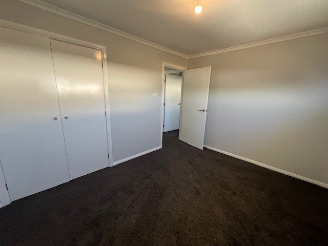 Photo - 11 Burgmann Street, Oran Park NSW 2570 - Image 6