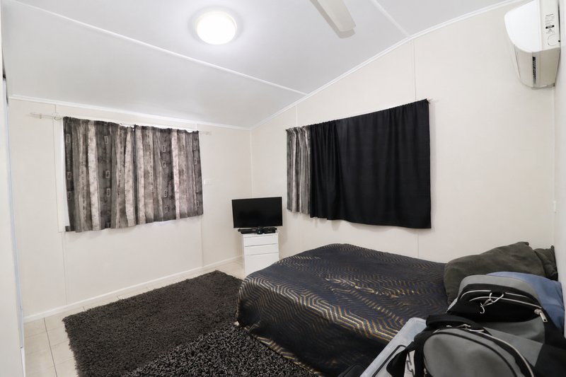 Photo - 11 Burke Street, Brandon QLD 4808 - Image 4