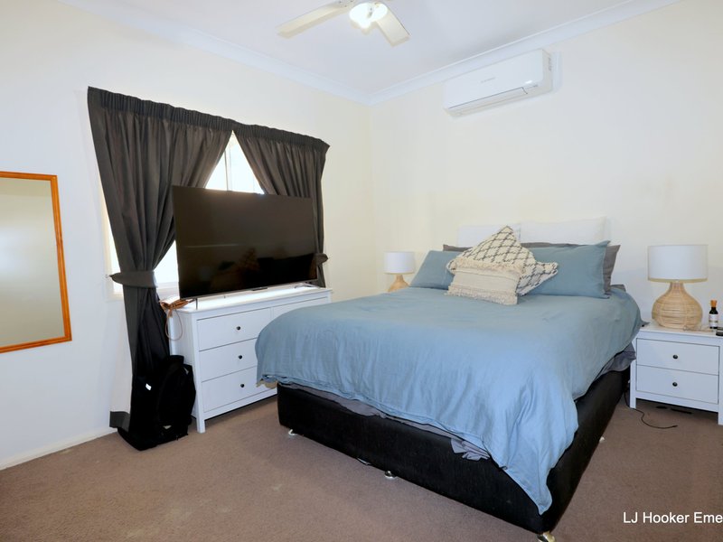 Photo - 11 Burn Street, Capella QLD 4723 - Image 8