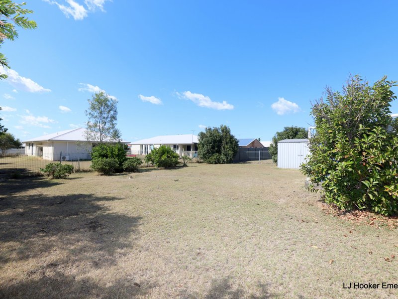 Photo - 11 Burn Street, Capella QLD 4723 - Image 10