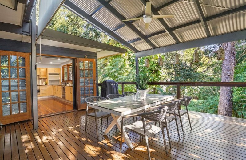 Photo - 11 Burnham Road, Bardon QLD 4065 - Image 17