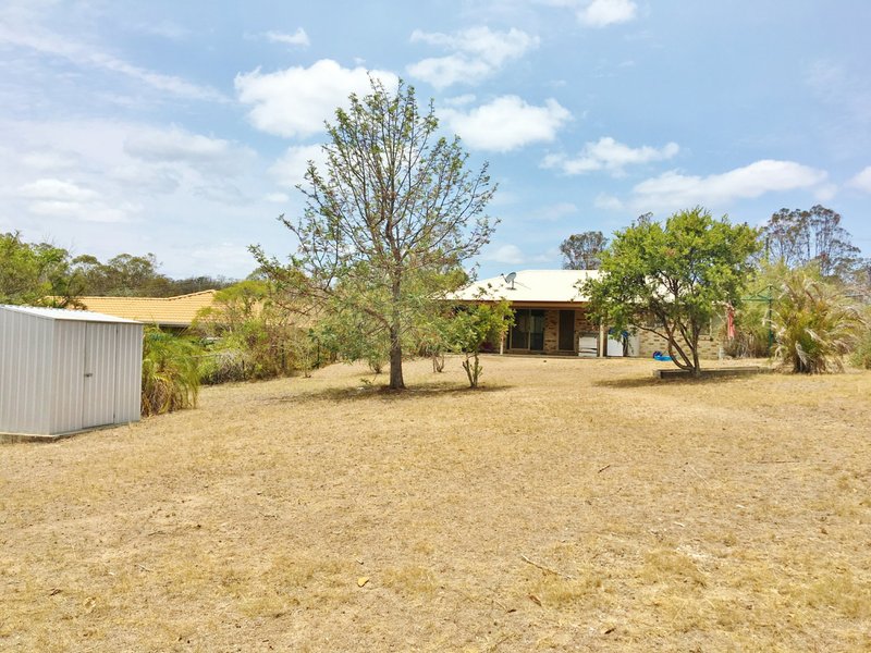 Photo - 11 Burns Crescent, Wondai QLD 4606 - Image 11