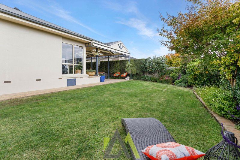 Photo - 11 Cabernet Court, Frankston South VIC 3199 - Image 20